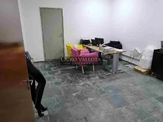 Galpão / Barracão com 895m², para alugar, no bairro Belenzinho em São Paulo