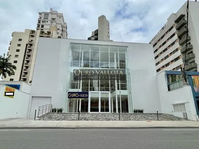 Galpão / Barracão com 800m², para alugar, no bairro Moema em São Paulo