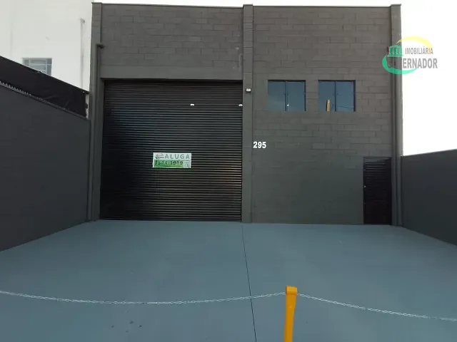 Galpão / Barracão com 250m², para alugar, no bairro Parque Via Norte em Campinas