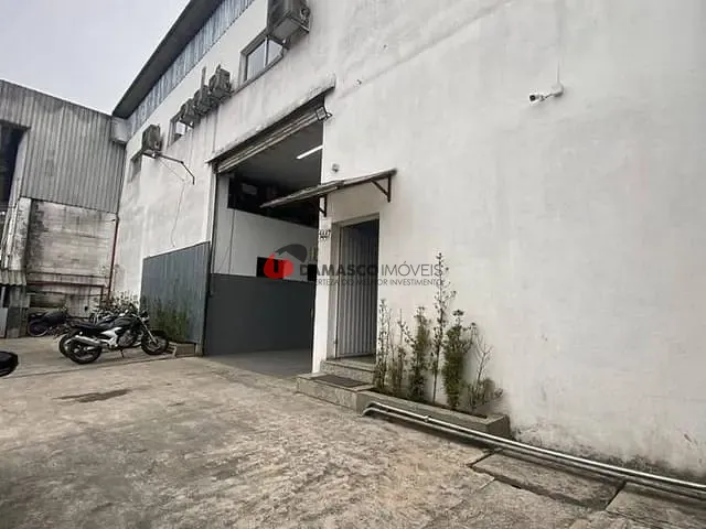 Galpão / Barracão à venda, no bairro Loteamento Industrial Coral em Mauá