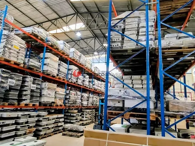 Galpão / Barracão com 3700m², à venda, no bairro Campestre em Santo André