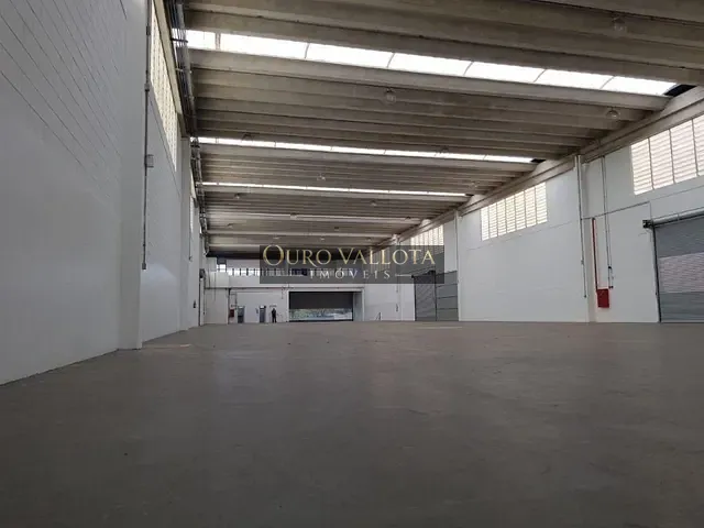 Galpão / Barracão com 2275m², para alugar, no bairro São Mateus em São Paulo
