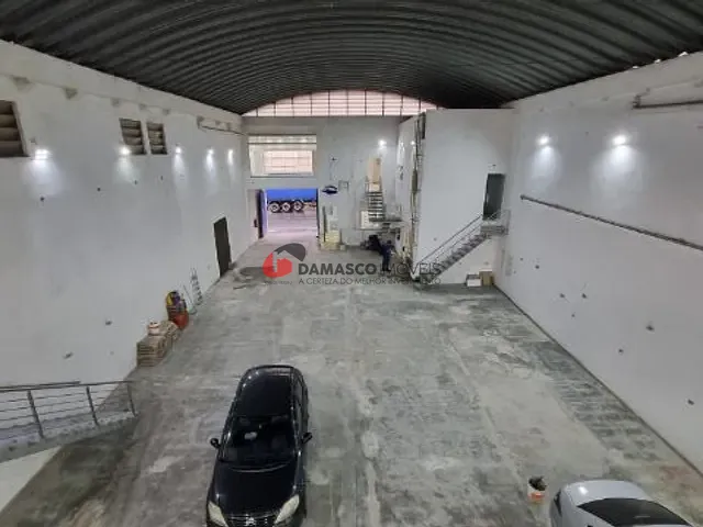 Galpão / Barracão à venda, no bairro Santo Antônio em São Caetano do Sul