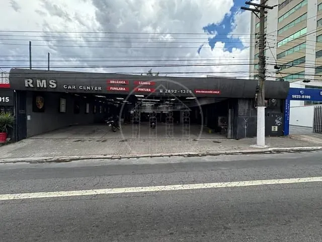 Galpão / Barracão com 700m², à venda ou para alugar, no bairro Interlagos em São Paulo