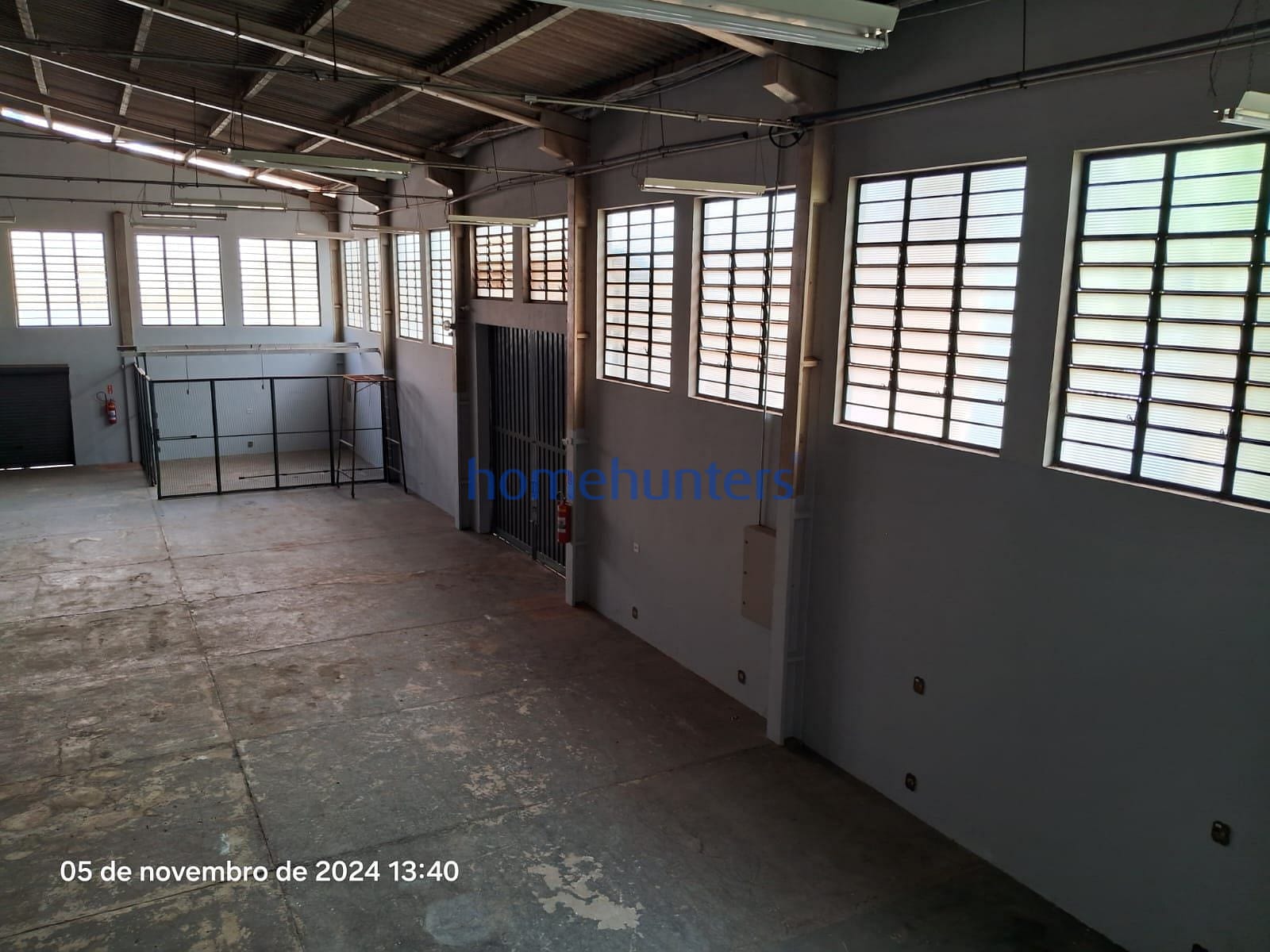 Depósito-Galpão-Armazém à venda e aluguel, 900m² - Foto 12