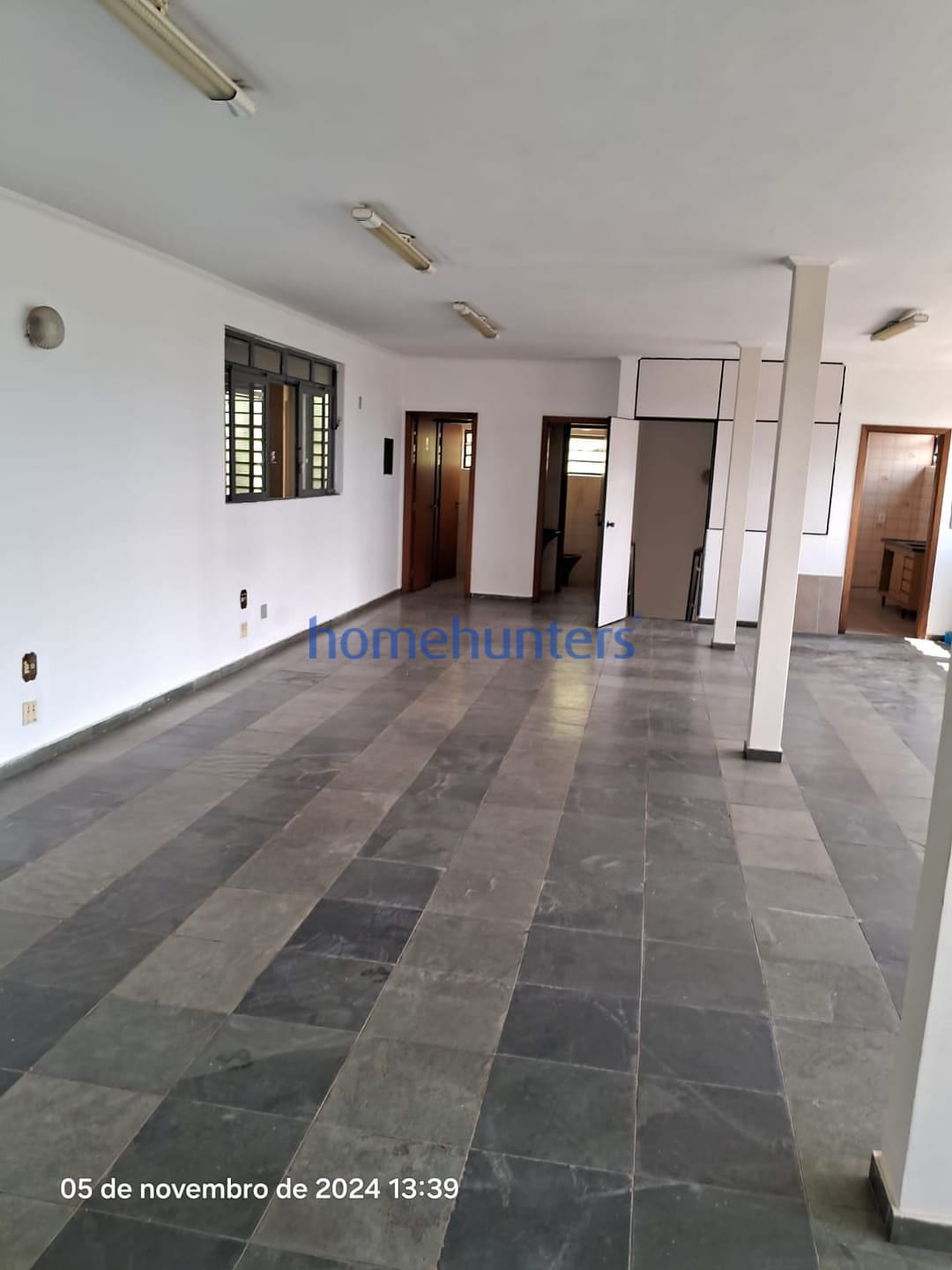 Depósito-Galpão-Armazém à venda e aluguel, 900m² - Foto 15