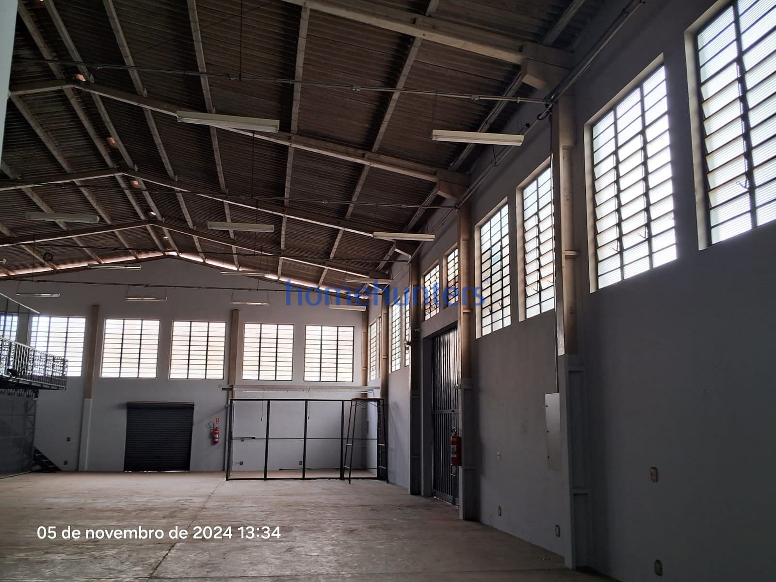 Depósito-Galpão-Armazém à venda e aluguel, 900m² - Foto 6
