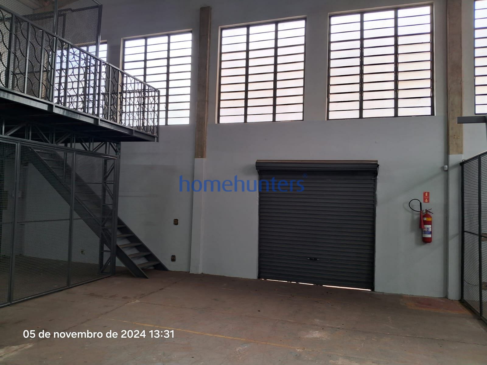 Depósito-Galpão-Armazém à venda e aluguel, 900m² - Foto 13