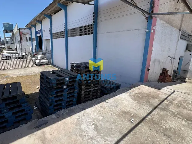 Galpão / Barracão para alugar, no bairro Imbiribeira em Recife