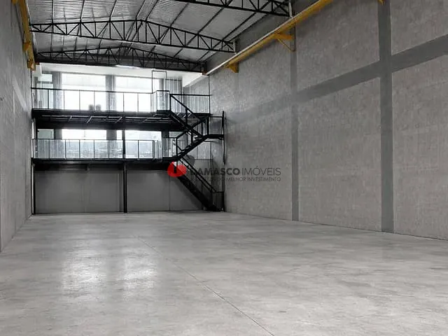 Galpão / Barracão com 910m², à venda, no bairro São José em São Caetano do Sul