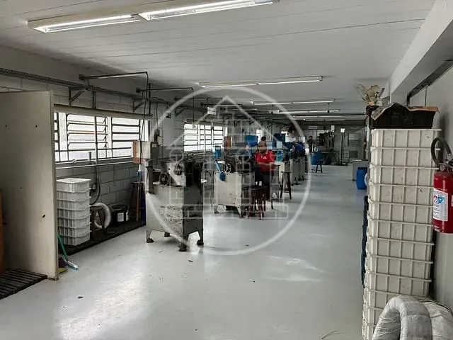 Galpão / Barracão com 5350m², à venda, no bairro Jardim Panorama (Zona Sul) em São Paulo