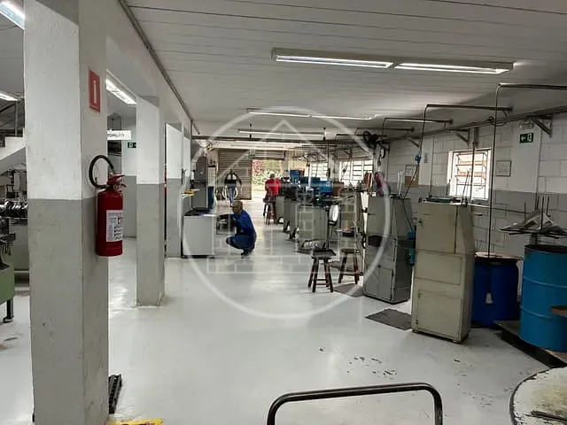 Galpão / Barracão com 5350m², à venda, no bairro Jardim Panorama (Zona Sul) em São Paulo