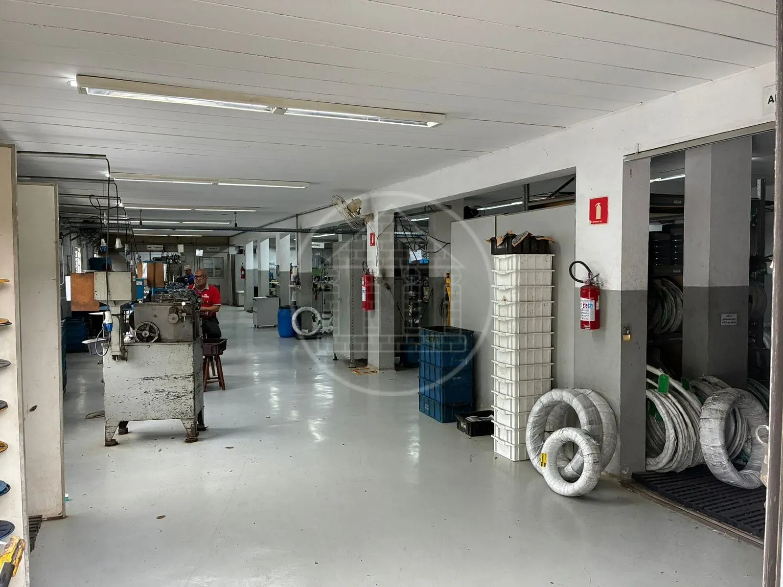 Depósito-Galpão, 1340 m² - Foto 2