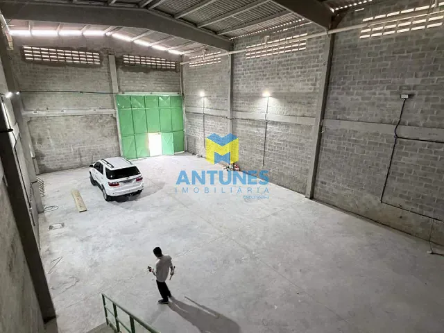 Galpão / Barracão com 350m², para alugar, no bairro Piedade em Jaboatão dos Guararapes