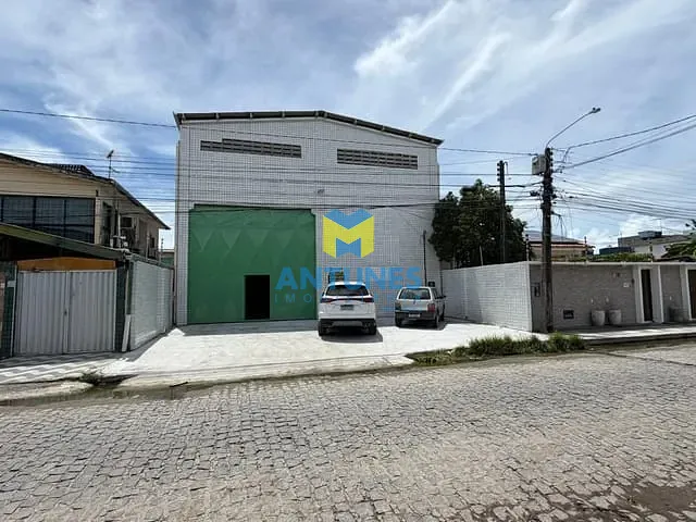Galpão / Barracão com 350m², para alugar, no bairro Piedade em Jaboatão dos Guararapes