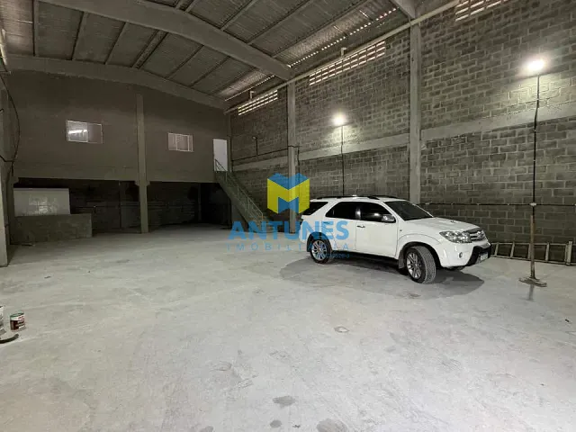 Galpão / Barracão com 350m², para alugar, no bairro Piedade em Jaboatão dos Guararapes