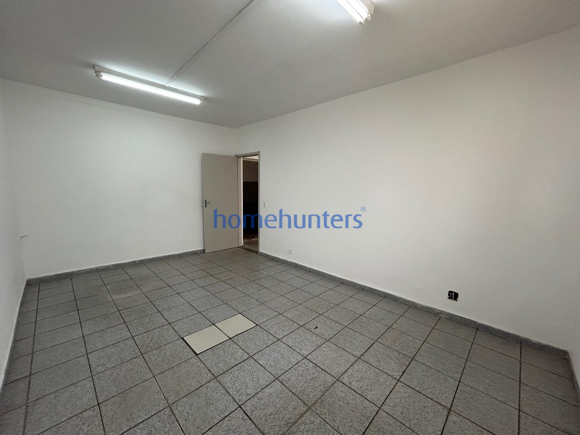 Depósito-Galpão-Armazém à venda e aluguel, 800m² - Foto 8