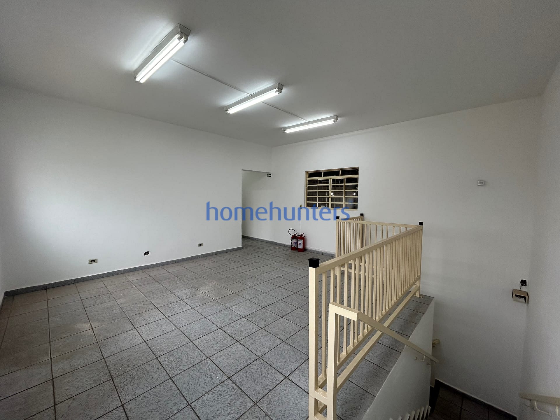Depósito-Galpão-Armazém à venda e aluguel, 800m² - Foto 11