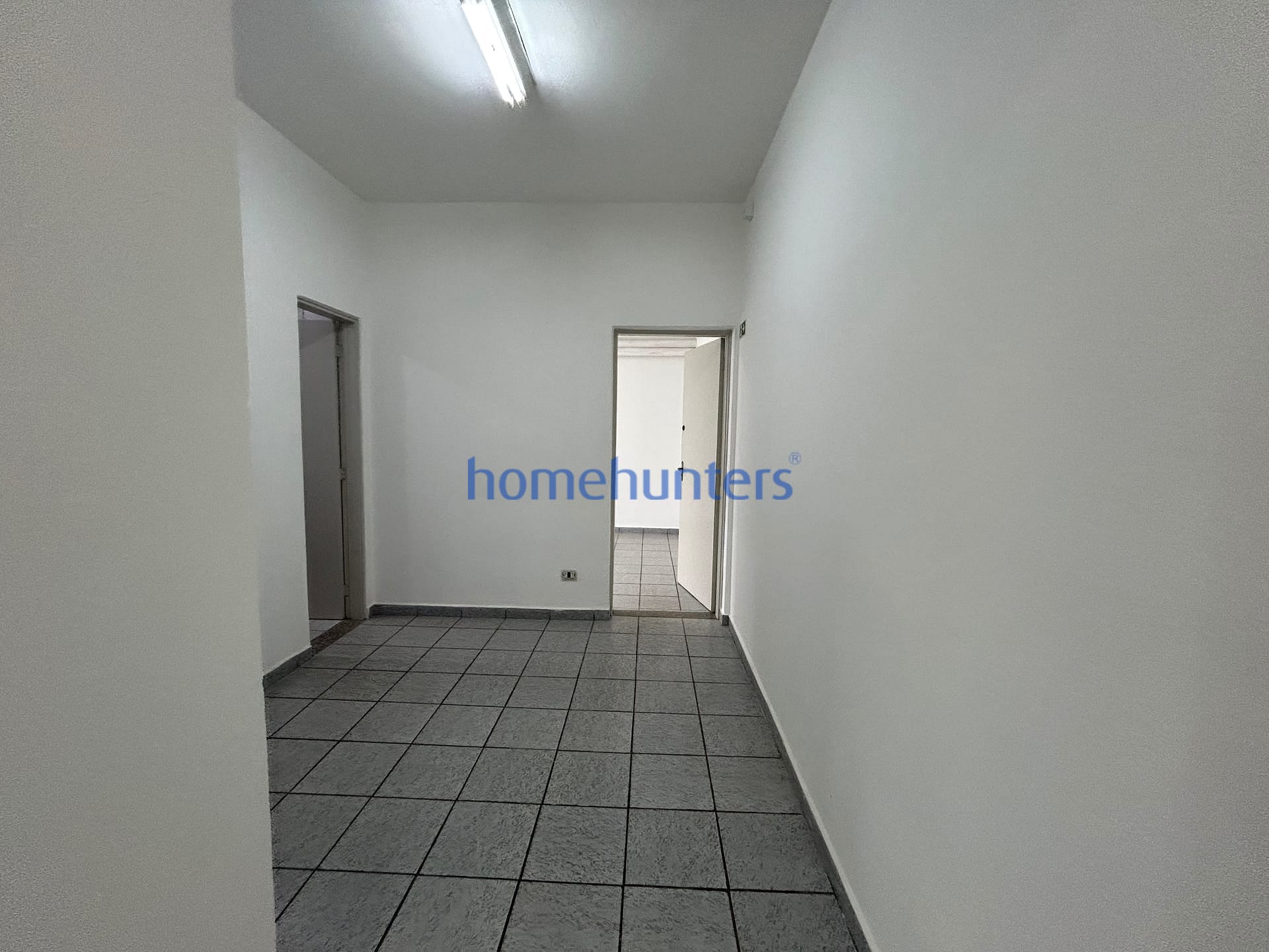 Depósito-Galpão-Armazém à venda e aluguel, 800m² - Foto 17