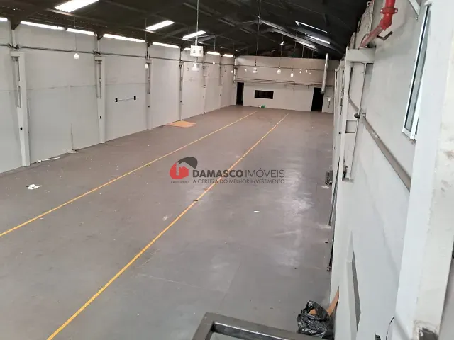 Galpão / Barracão para alugar, no bairro Barcelona em São Caetano do Sul