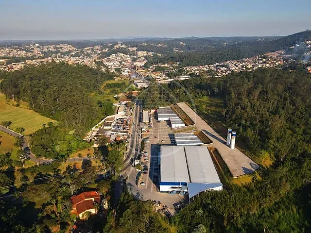 Galpão / Barracão com 1280m², para alugar, no bairro Jardim Casa Grande em São Paulo