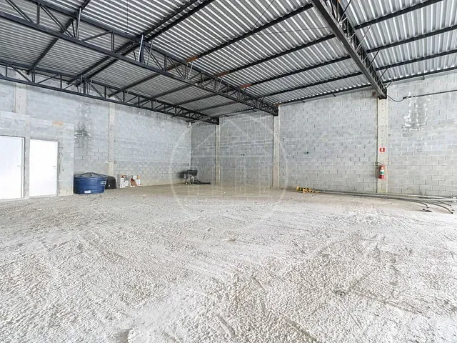 Galpão / Barracão com 1280m², para alugar, no bairro Jardim Casa Grande em São Paulo