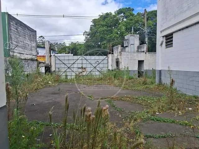Galpão / Barracão com 10000m², para alugar, no bairro Jardim Casa Grande em São Paulo
