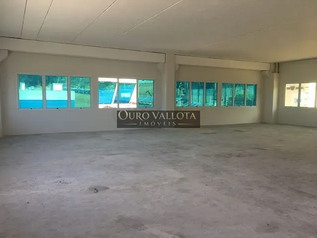 Galpão / Barracão com 5712m², para alugar, no bairro Empresarial Anhanguera em Cajamar