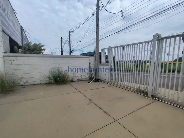 Galpão / Barracão com 250m², para alugar, no bairro Swiss Park em Campinas