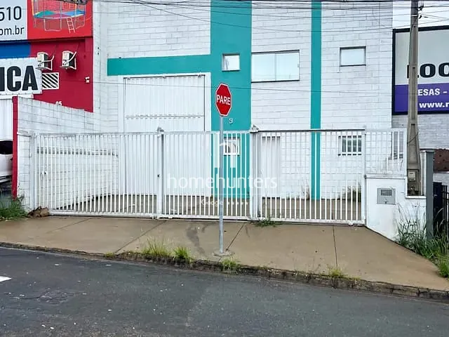 Galpão / Barracão com 250m², para alugar, no bairro Swiss Park em Campinas