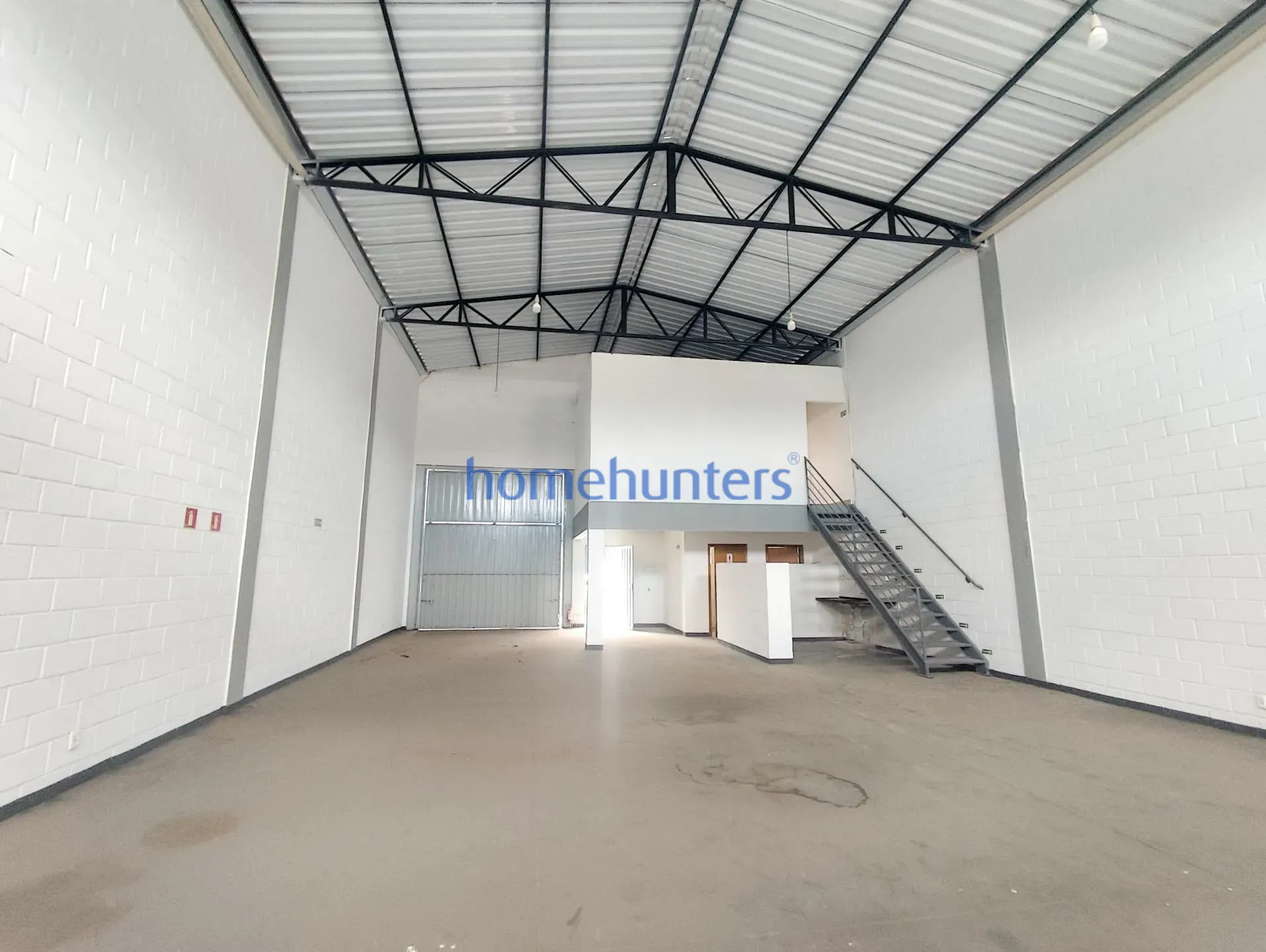 Depósito-Galpão, 250 m² - Foto 1