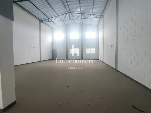 Galpão / Barracão com 250m², para alugar, no bairro Swiss Park em Campinas
