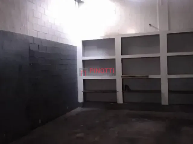 Galpão / Barracão à venda ou para alugar, no bairro Paulicéia em São Bernardo do Campo