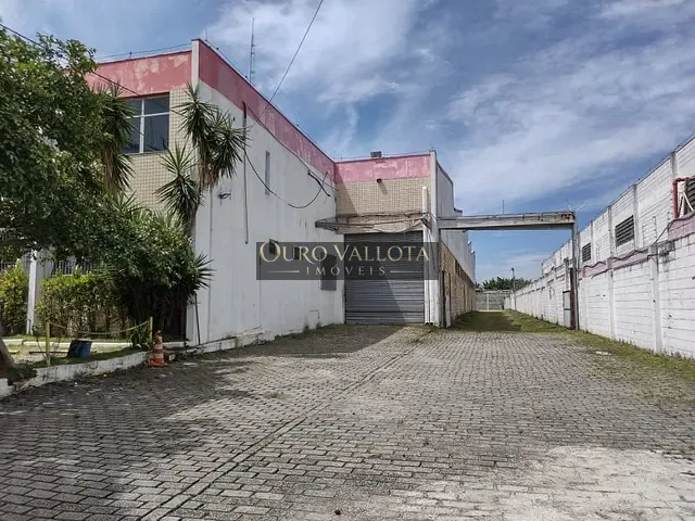 Galpão / Barracão com 5400m², para alugar, no bairro Vila Guilherme em São Paulo
