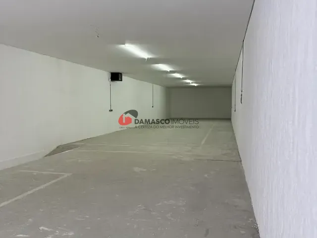 Galpão / Barracão com 280m², para alugar, no bairro Cerâmica em São Caetano do Sul