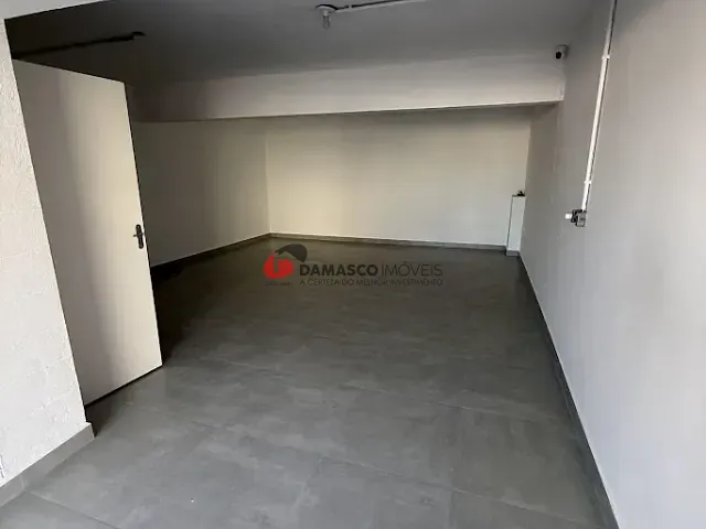 Galpão / Barracão com 280m², para alugar, no bairro Cerâmica em São Caetano do Sul