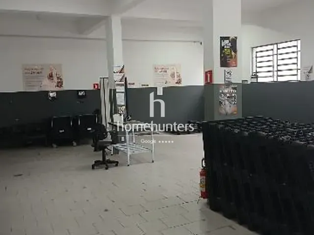 Galpão / Barracão com 180m², para alugar, no bairro Vila Pompéia em Campinas