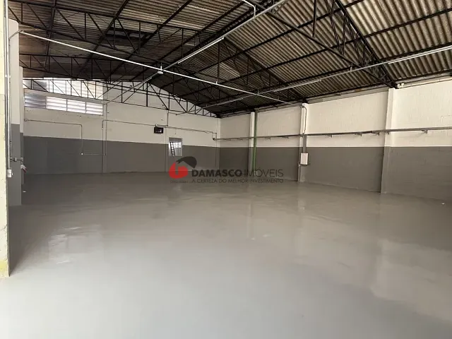 Galpão / Barracão com 490m², para alugar, no bairro Centro em São Caetano do Sul