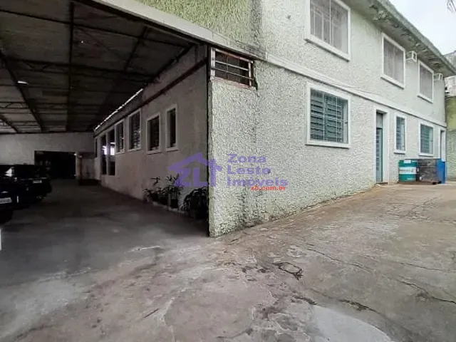 Galpão / Barracão com 1500m², à venda, no bairro Parque dos Bancários em São Paulo