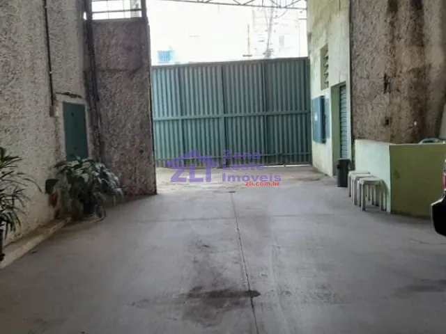 Galpão / Barracão com 1500m², à venda, no bairro Parque dos Bancários em São Paulo