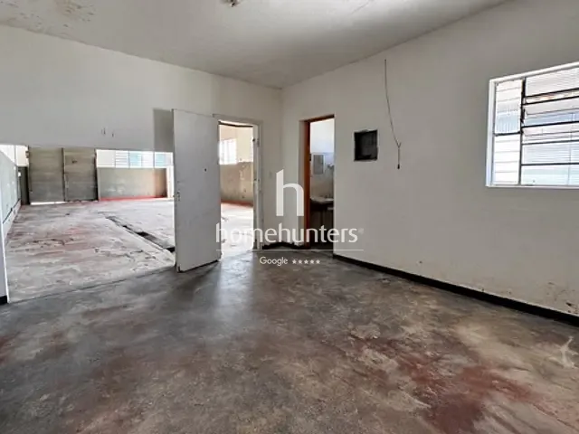 Galpão / Barracão com 360m², à venda ou para alugar, no bairro Jardim Santa Mônica em Campinas