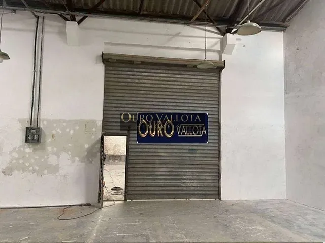 Galpão / Barracão com 720m², para alugar, no bairro Catumbi em São Paulo