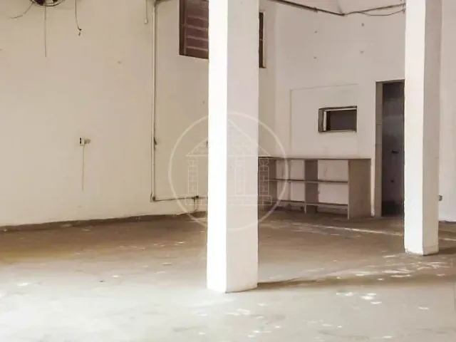 Galpão / Barracão à venda, no bairro Vila Natal em São Paulo