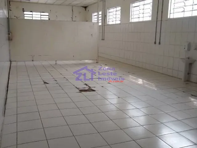 Galpão / Barracão com 310m², à venda ou para alugar, no bairro Vila Formosa em São Paulo