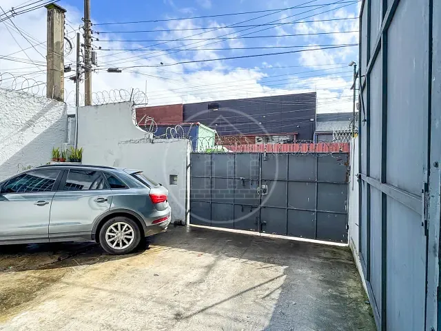 Galpão / Barracão à venda, no bairro Vila Socorro em São Paulo