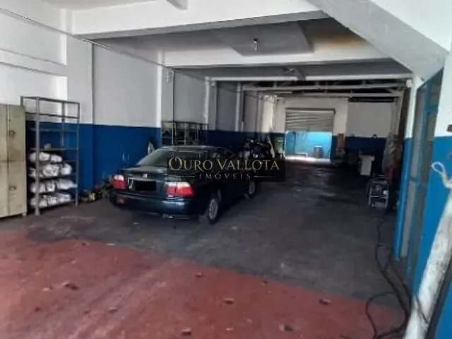 Galpão / Barracão com 300m², à venda, no bairro Brás em São Paulo
