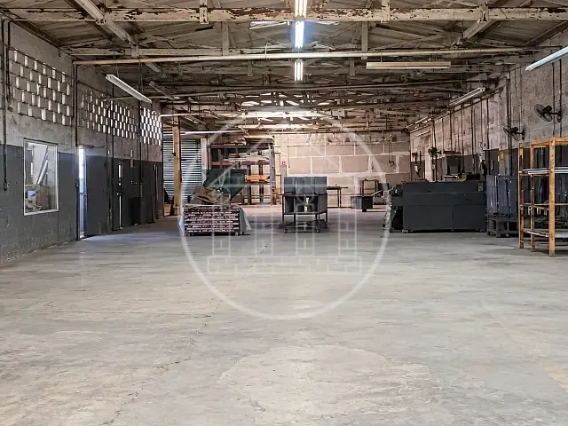 Galpão / Barracão com 2000m², para alugar, no bairro Jardim Casa Grande em São Paulo