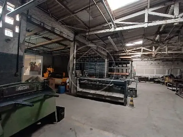 Galpão / Barracão com 2000m², para alugar, no bairro Jardim Casa Grande em São Paulo