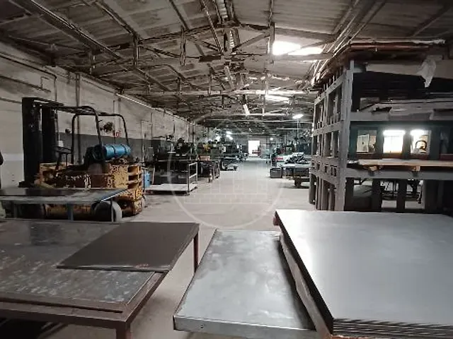 Galpão / Barracão com 2000m², para alugar, no bairro Jardim Casa Grande em São Paulo