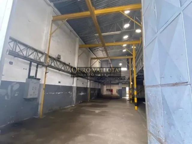 Galpão / Barracão com 600m², à venda, no bairro Vila Carrão em São Paulo